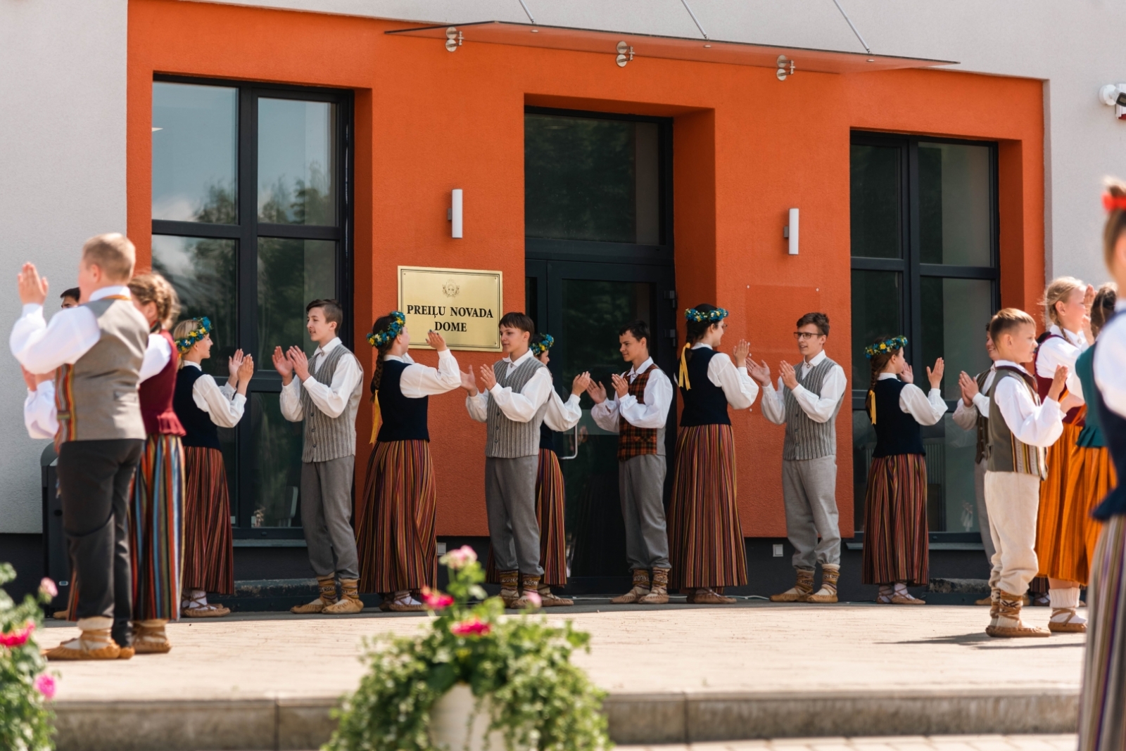 24. tautas deju festivāls “Latvju bērni danci veda” Preiļos un Jūrmalā