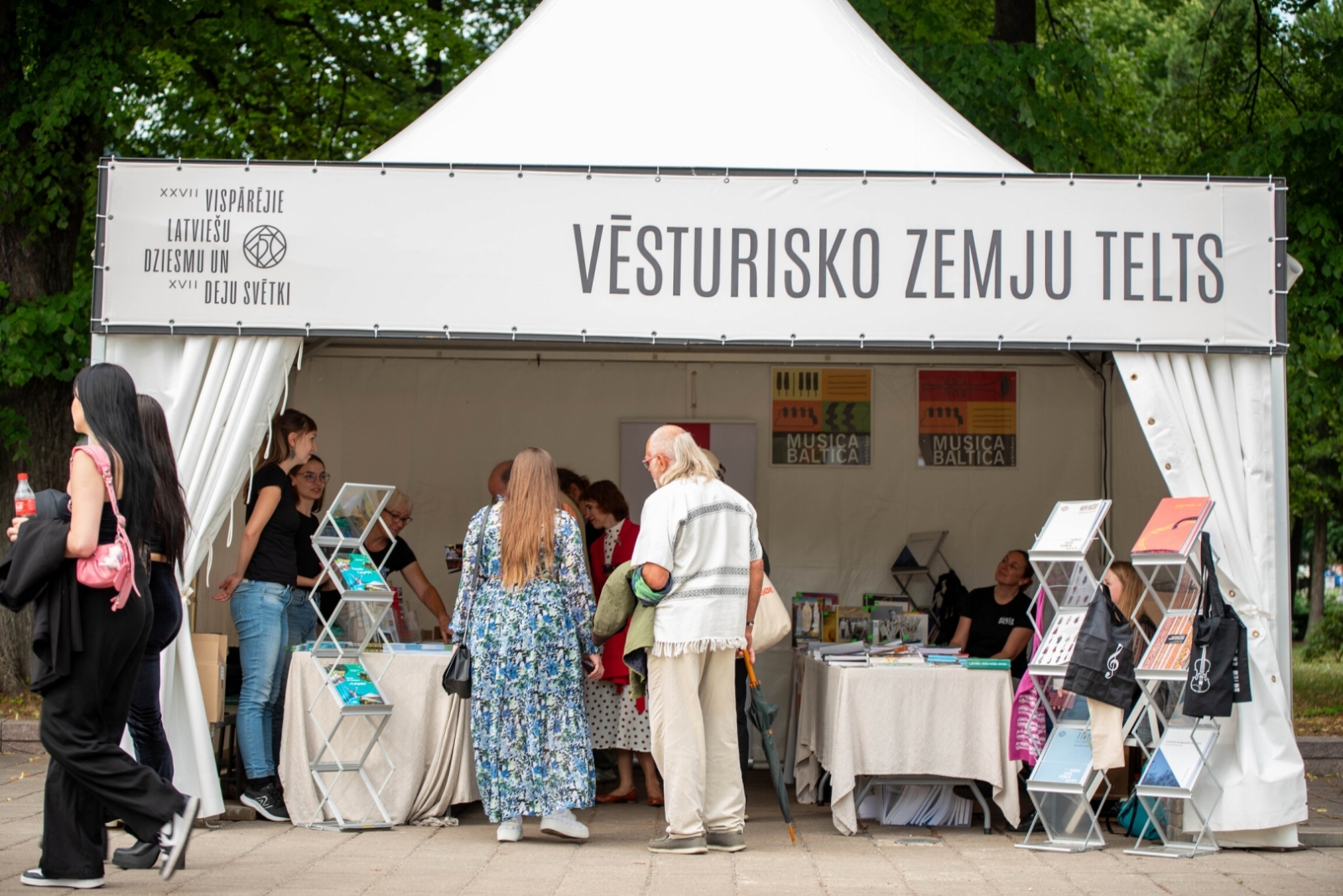 Tautu diena “Raduma spēks” Vērmanes dārzā, Esplanādē
