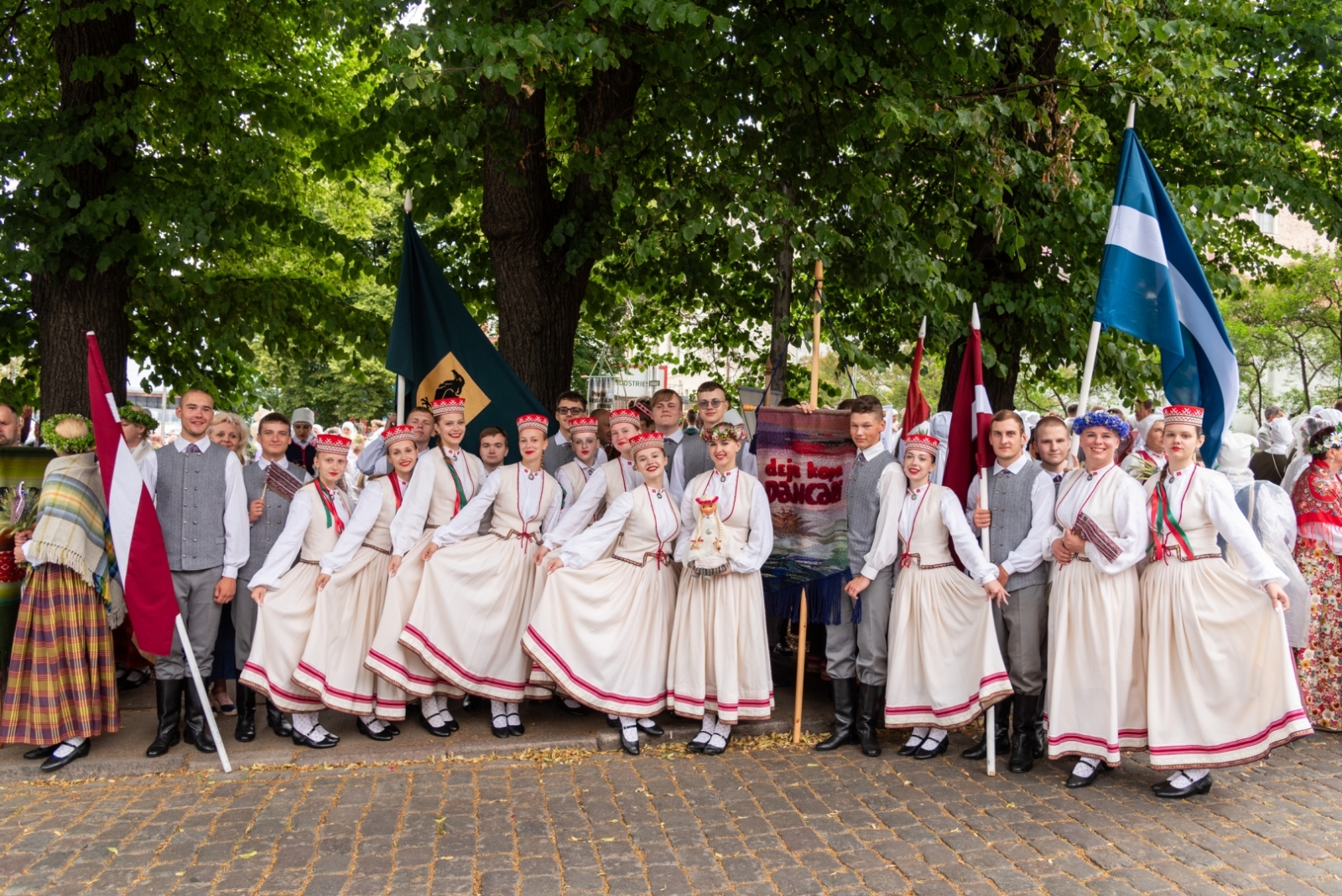 Dziesmu un deju svētku dalībnieku gājiens “Novadu dižošanās”