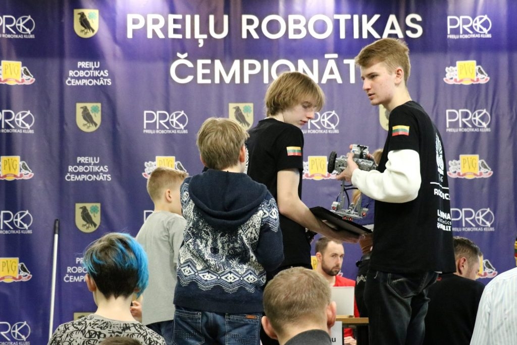 Aizvadīts 15. Latvijas robotikas čempionāta 5. Preiļu robotikas čempionāta posms