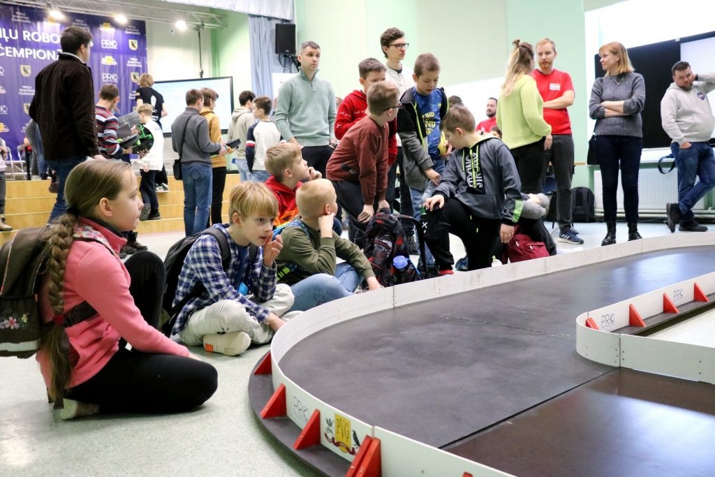 Aizvadīts 15. Latvijas robotikas čempionāta 5. Preiļu robotikas čempionāta posms