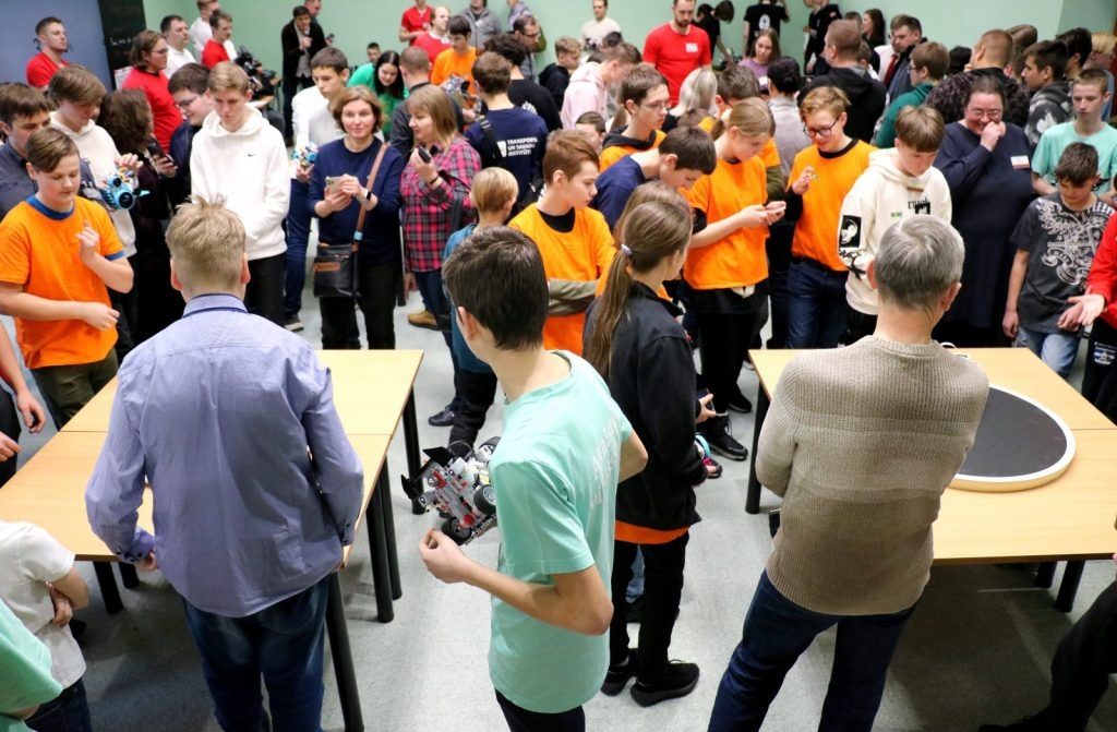 Aizvadīts 15. Latvijas robotikas čempionāta 5. Preiļu robotikas čempionāta posms