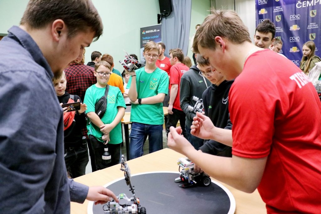 Aizvadīts 15. Latvijas robotikas čempionāta 5. Preiļu robotikas čempionāta posms