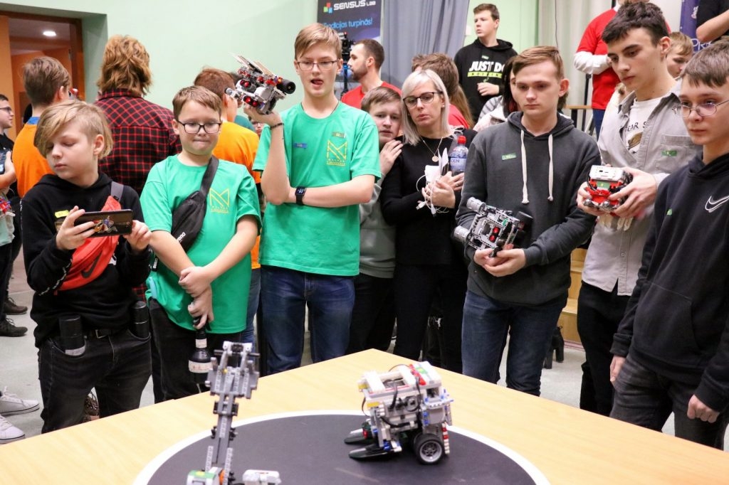 Aizvadīts 15. Latvijas robotikas čempionāta 5. Preiļu robotikas čempionāta posms