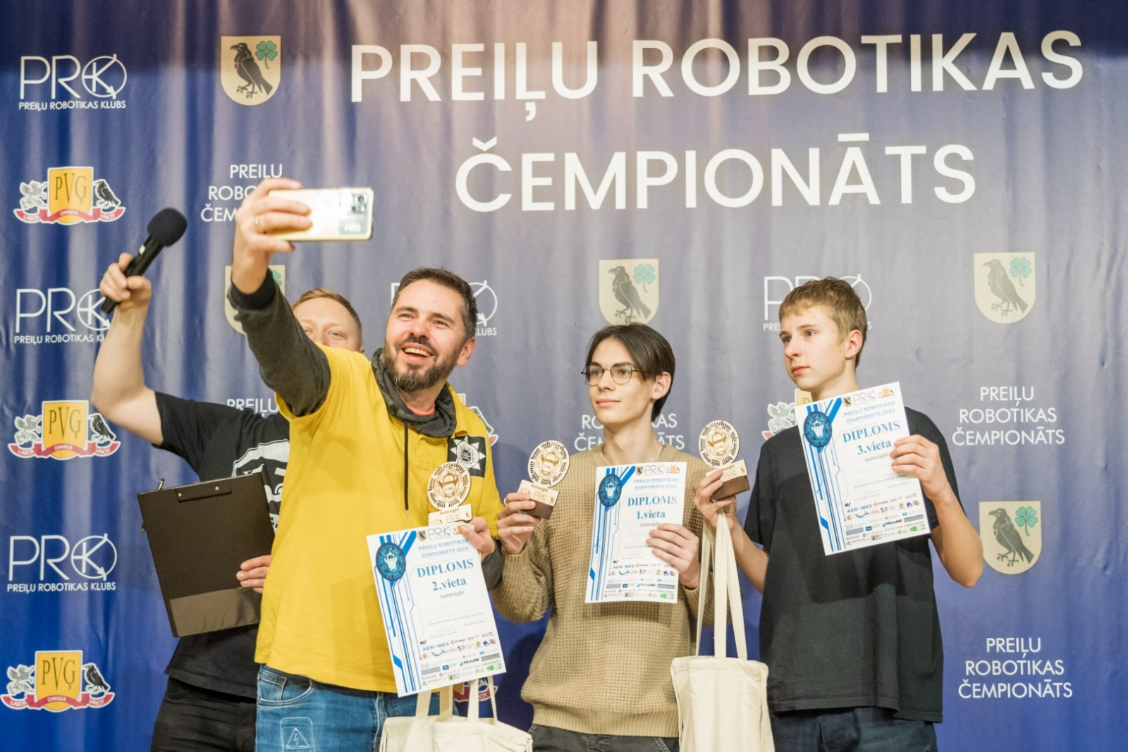 Aizvadīts 16. Latvijas robotikas čempionāta 6. Preiļu robotikas čempionāta posms