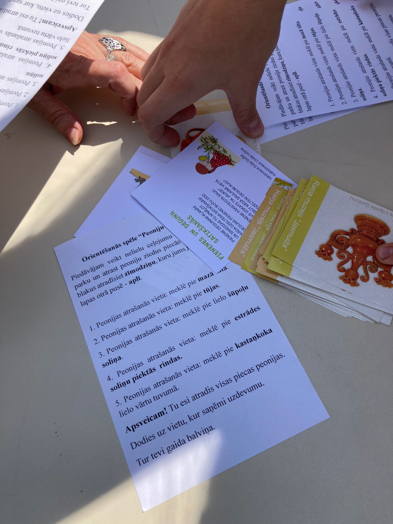 Saulaini un krāšņi aizvadīti Peoniju dārza svētki Jasmuižā