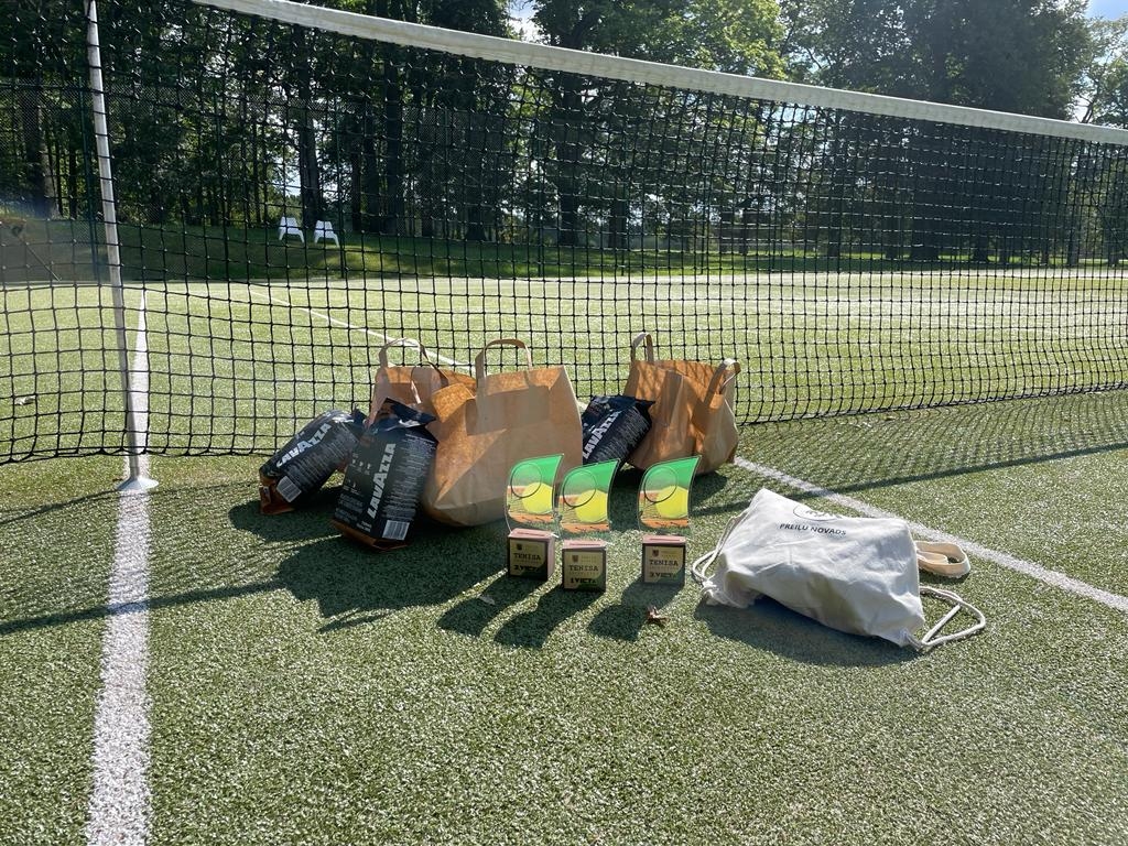 Sportisti Preiļu pilsētas svētkos izbauda procesu un sniedz prieku skatītāju acīm