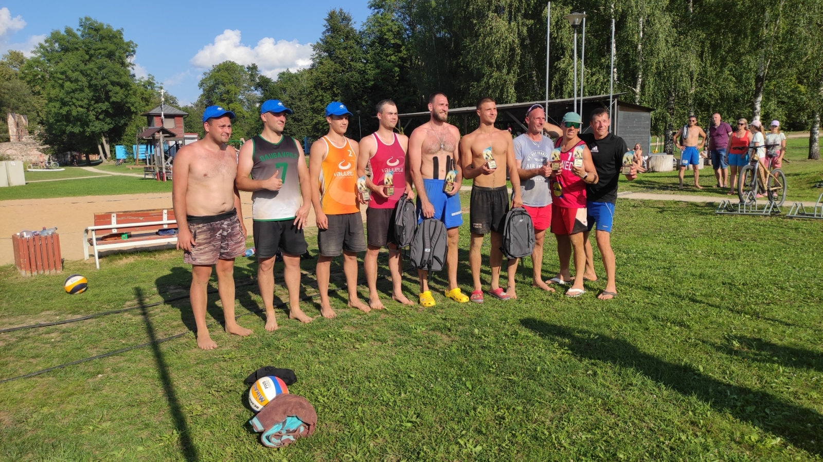 Sportisti Preiļu pilsētas svētkos izbauda procesu un sniedz prieku skatītāju acīm