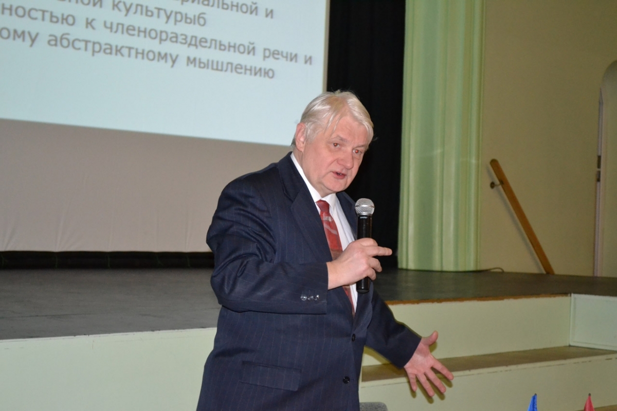 20150416_konference_06.jpg