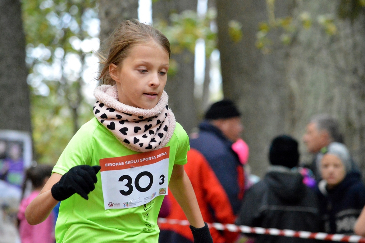 20180928_skolu_rudens_kross_010.jpg