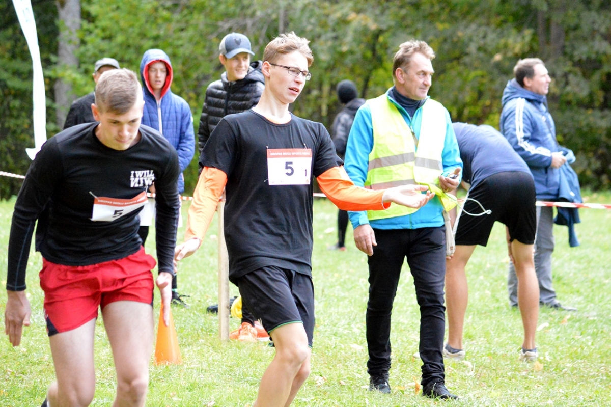 20180928_skolu_rudens_kross_025.jpg