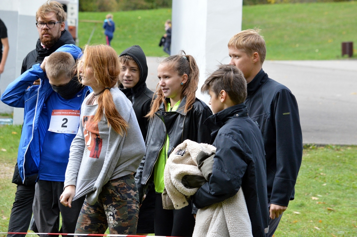 20180928_skolu_rudens_kross_043.jpg