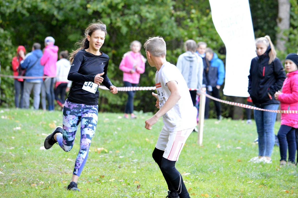 20180928_skolu_rudens_kross_056.jpg