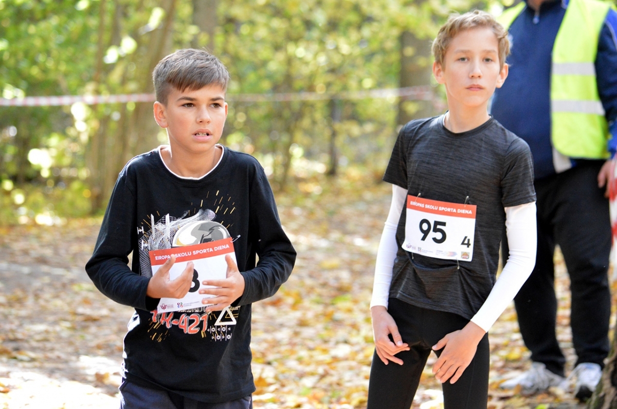 20180928_skolu_rudens_kross_058.jpg