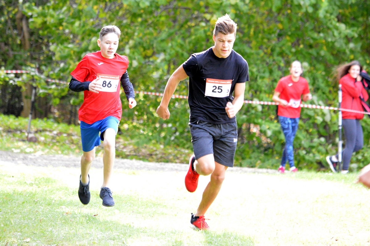 20180928_skolu_rudens_kross_064.jpg