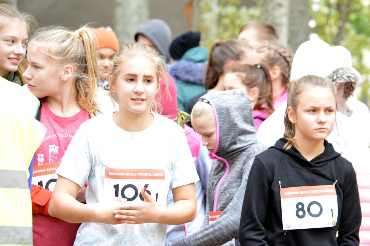20180928_skolu_rudens_kross_079.jpg