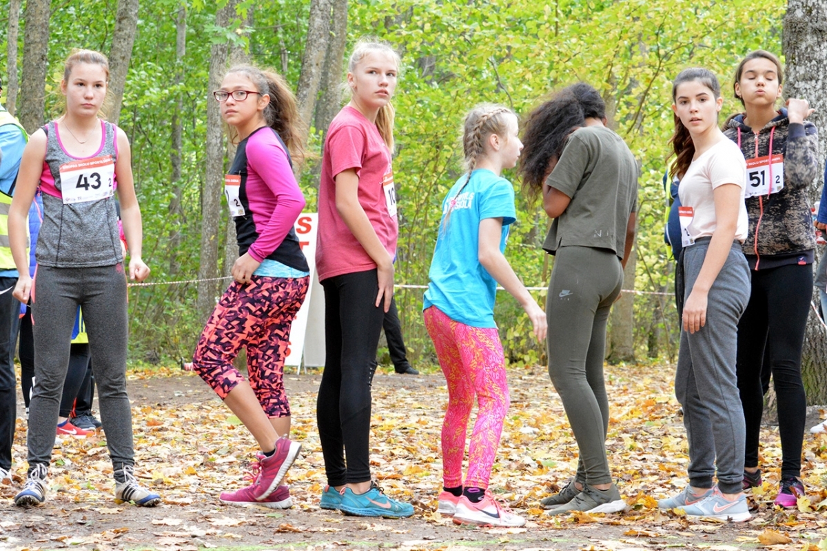 20180928_skolu_rudens_kross_089.jpg