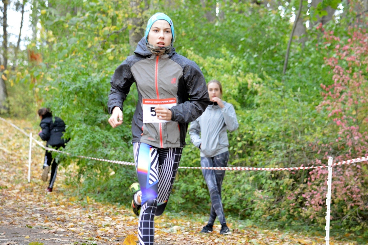 20180928_skolu_rudens_kross_091.jpg