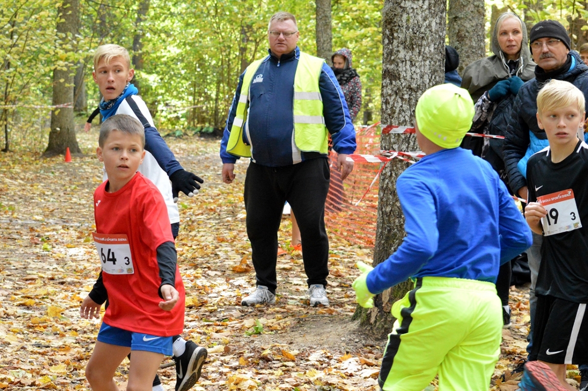 20180928_skolu_rudens_kross_138.jpg