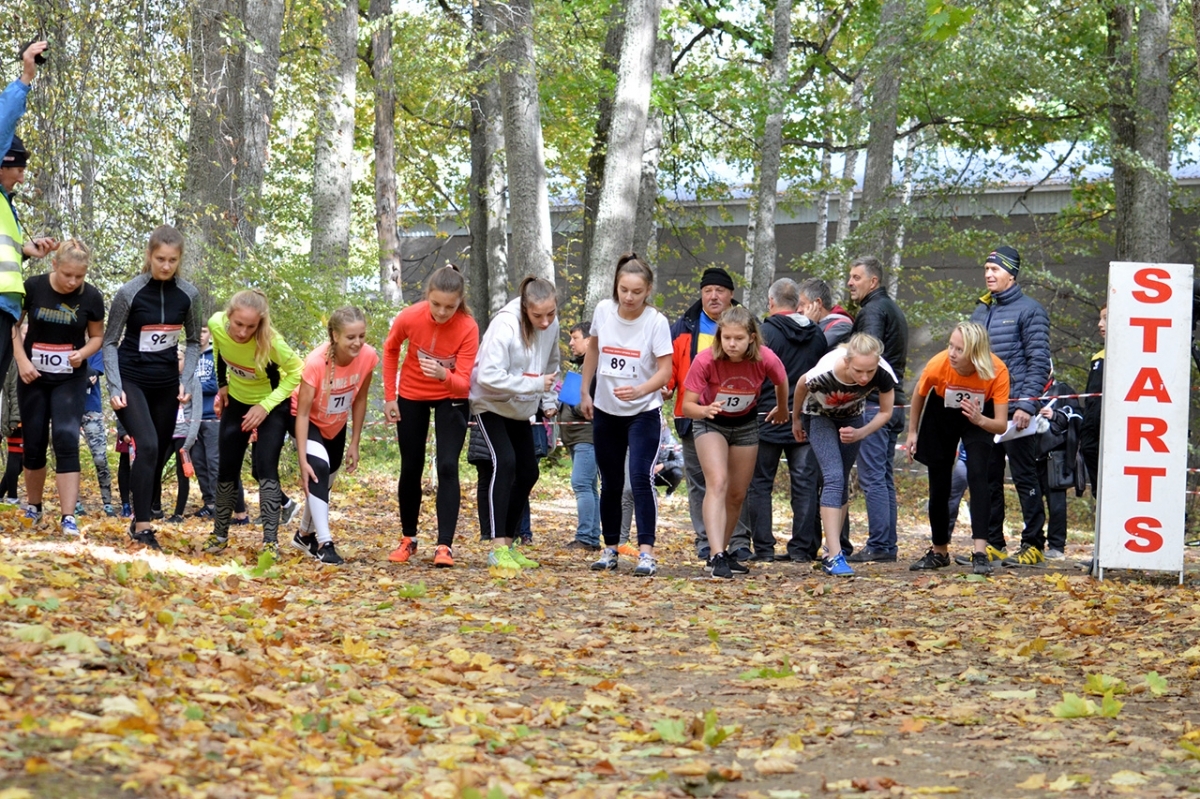 20180928_skolu_rudens_kross_161.jpg