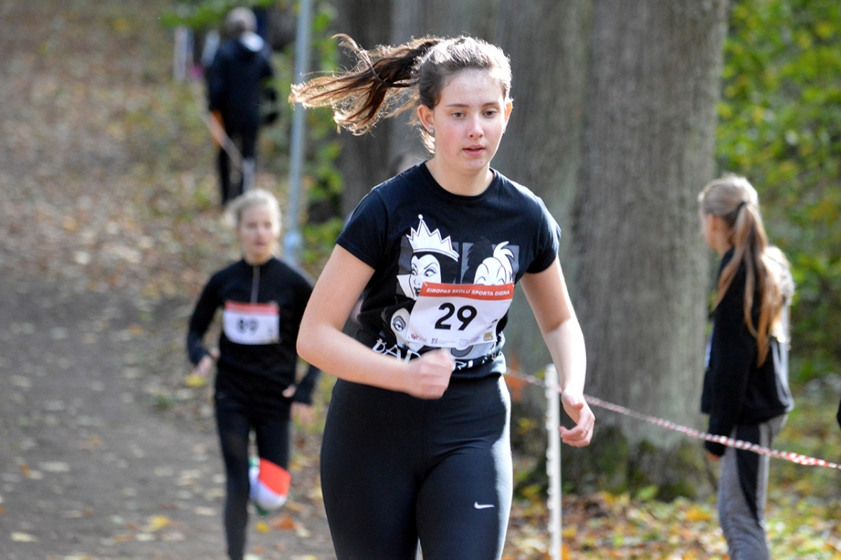 20180928_skolu_rudens_kross_176.jpg