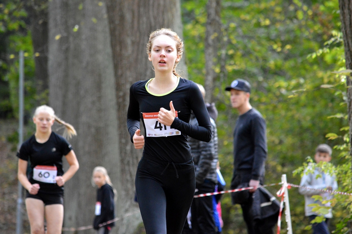 20180928_skolu_rudens_kross_204.jpg