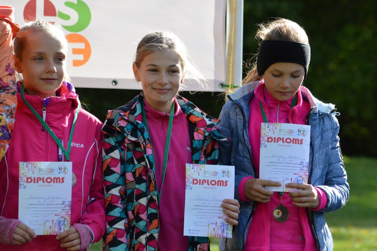 20180928_skolu_rudens_kross_250.jpg