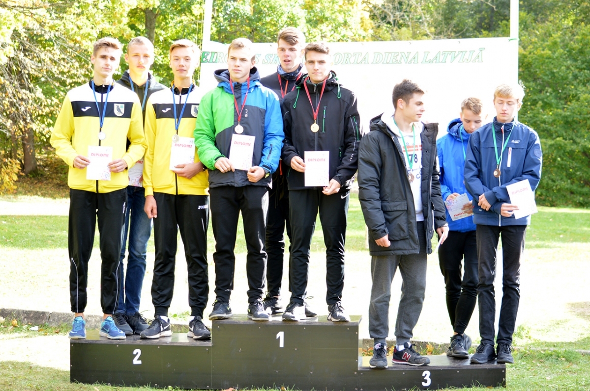 20180928_skolu_rudens_kross_289.jpg