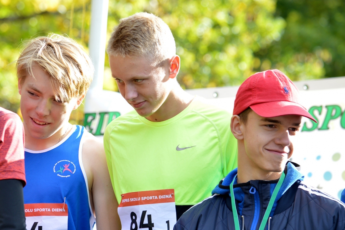 20180928_skolu_rudens_kross_290.jpg