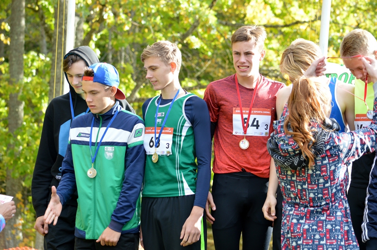 20180928_skolu_rudens_kross_292.jpg
