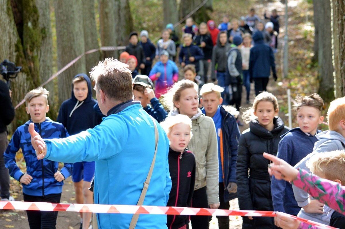 20180928_skolu_rudens_kross_309.jpg