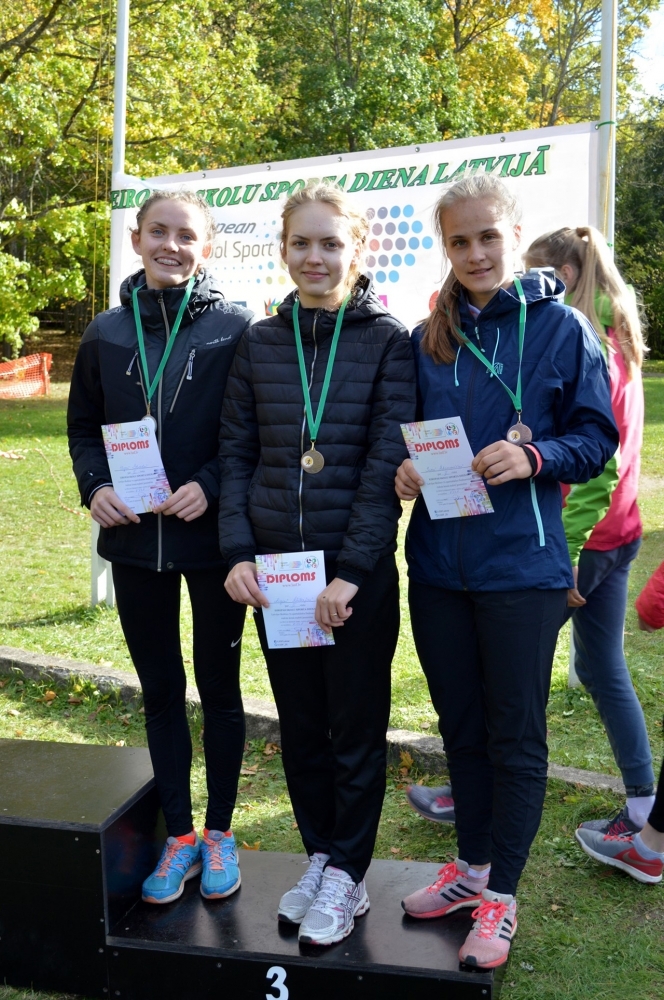 20180928_skolu_rudens_kross_316.jpg