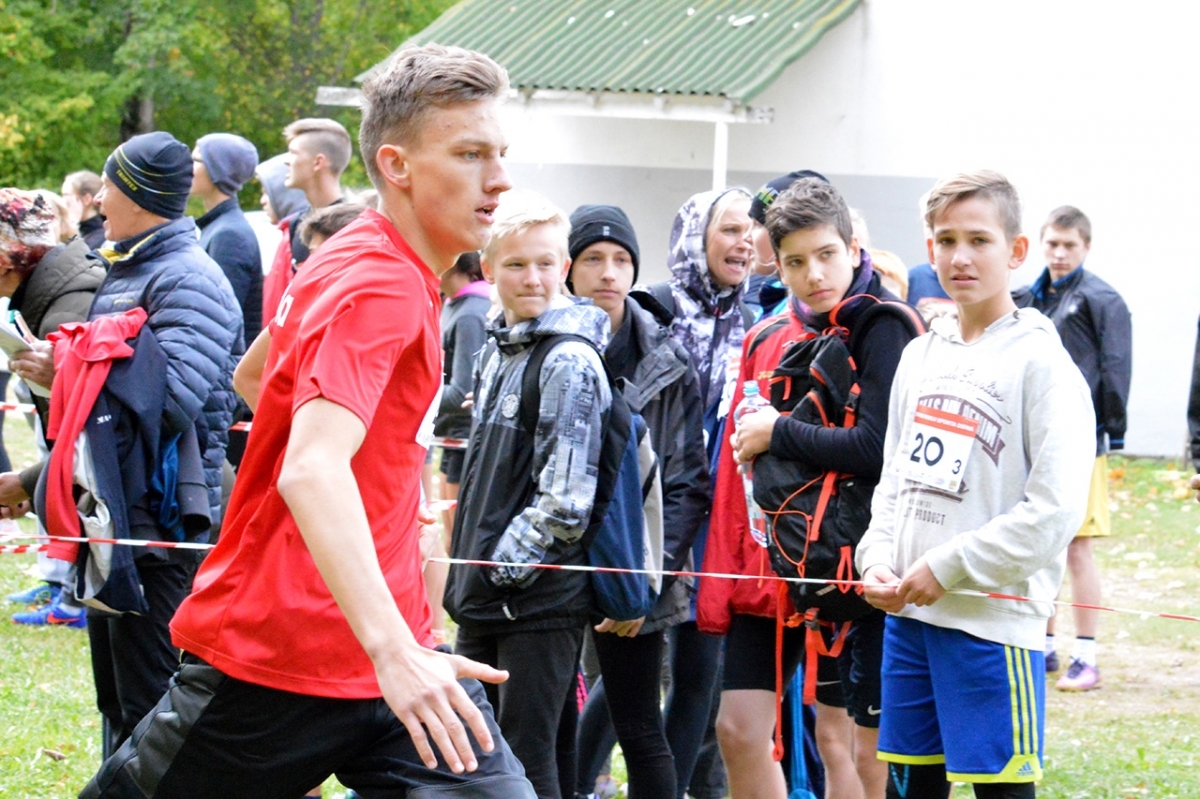 20180928_skolu_rudens_kross_366.jpg