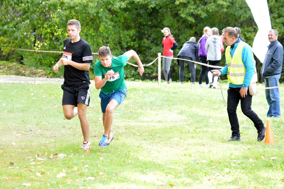 20180928_skolu_rudens_kross_372.jpg