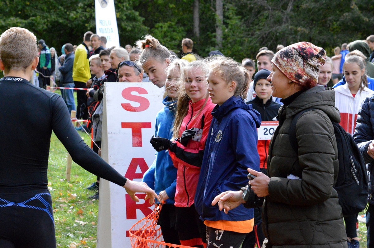 20180928_skolu_rudens_kross_377.jpg
