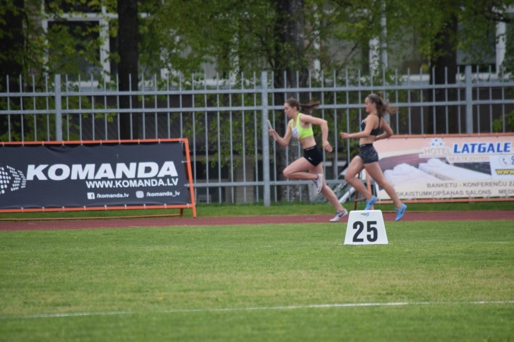 2019-05-14-latgales-regiona-skolu-sacensibas-vielatletika-14-05-2019-rezekne_viktorija-003-1024x683.jpg