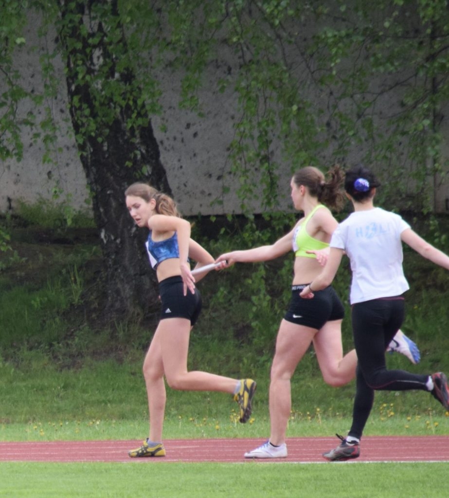 2019-05-14-latgales-regiona-skolu-sacensibas-vielatletika-14-05-2019-rezekne_viktorija-004-923x1024.jpg