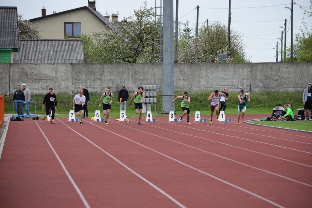 2019-05-14-latgales-regiona-skolu-sacensibas-vielatletika-14-05-2019-rezekne_viktorija-057-1024x683.jpg