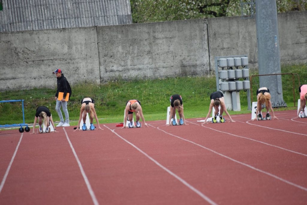 2019-05-14-latgales-regiona-skolu-sacensibas-vielatletika-14-05-2019-rezekne_viktorija-060-1024x683.jpg