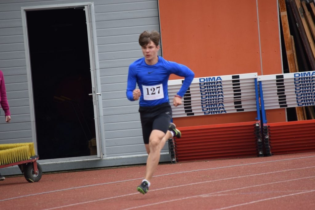 2019-05-14-latgales-regiona-skolu-sacensibas-vielatletika-14-05-2019-rezekne_viktorija-076-1024x683.jpg