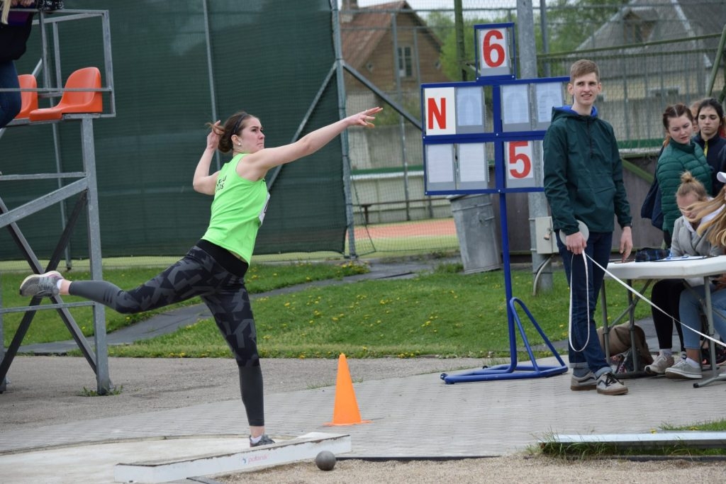 2019-05-14-latgales-regiona-skolu-sacensibas-vielatletika-14-05-2019-rezekne_viktorija-094-1024x683.jpg