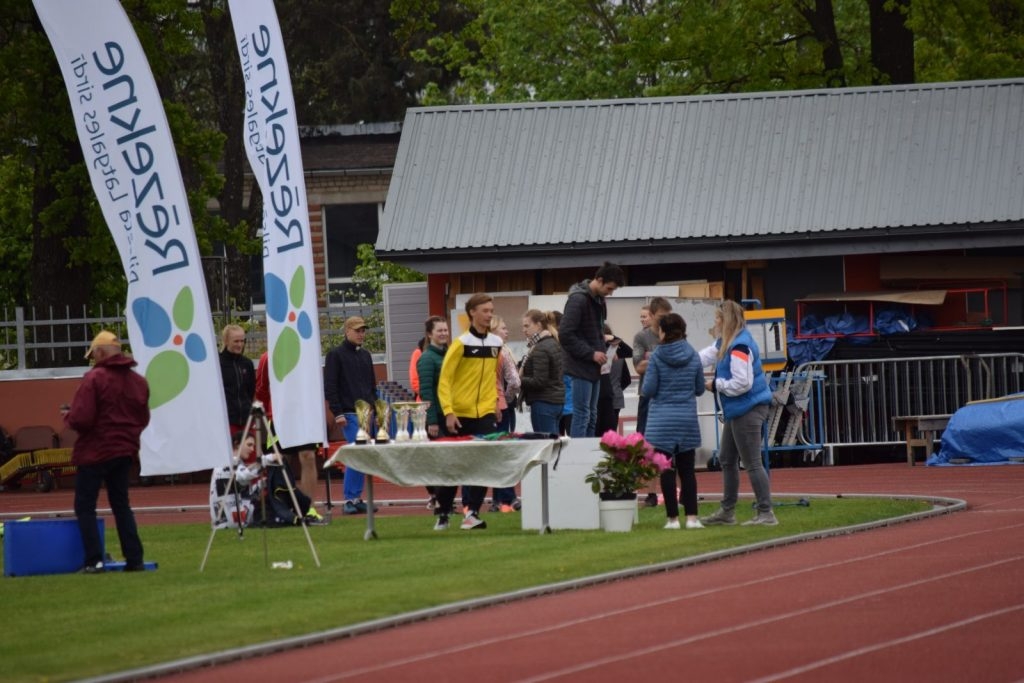 2019-05-14-latgales-regiona-skolu-sacensibas-vielatletika-14-05-2019-rezekne_viktorija-114-1024x683.jpg