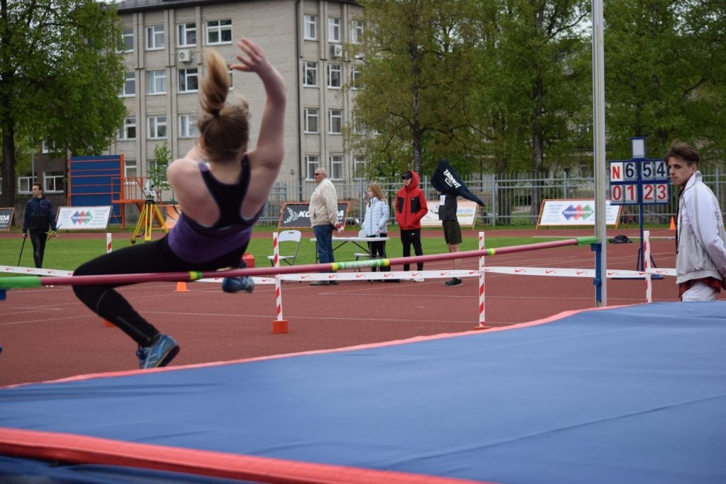 2019-05-14-latgales-regiona-skolu-sacensibas-vielatletika-14-05-2019-rezekne_viktorija-138-1024x683.jpg