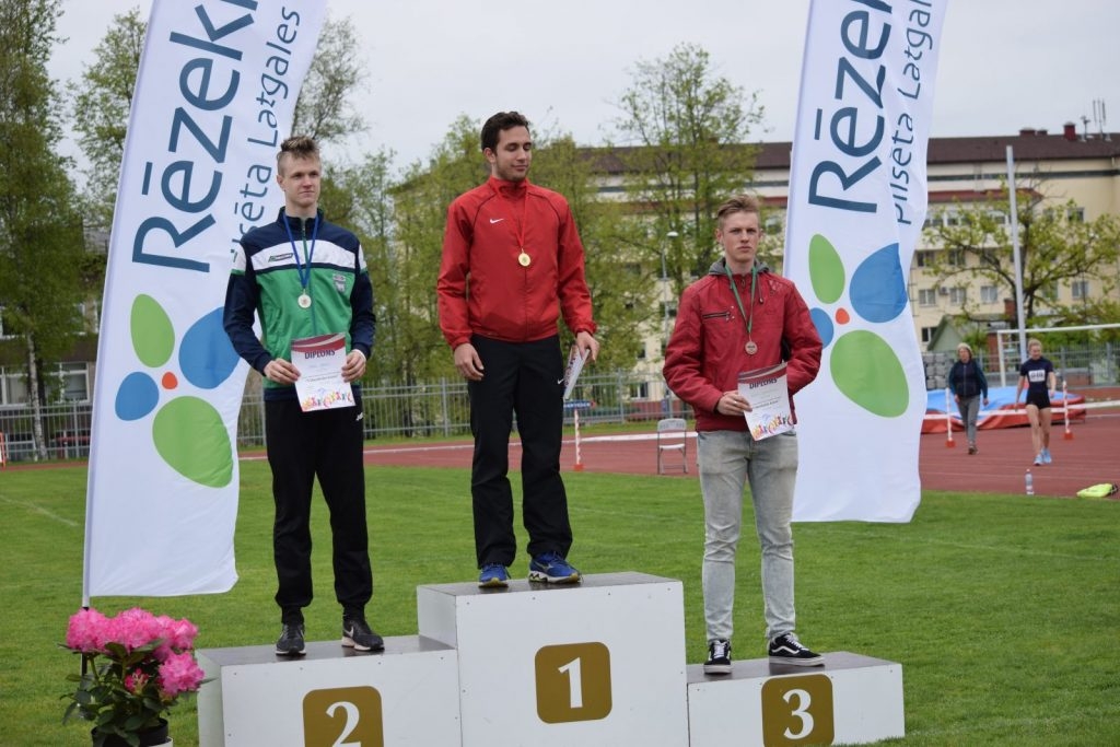 2019-05-14-latgales-regiona-skolu-sacensibas-vielatletika-14-05-2019-rezekne_viktorija-155-1024x683.jpg