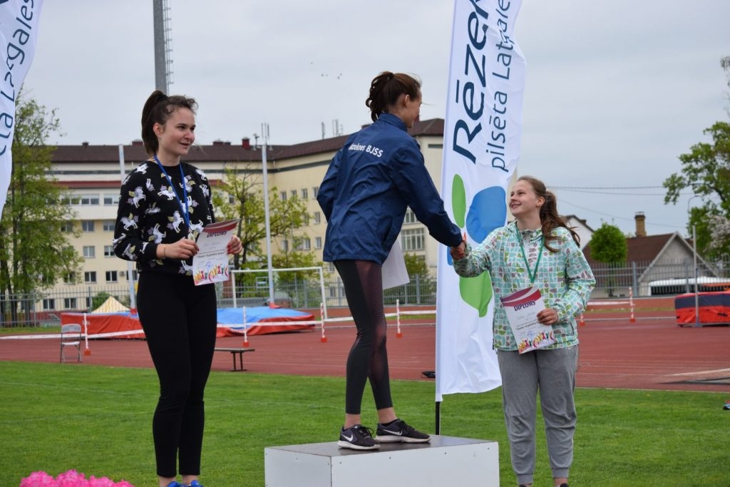 2019-05-14-latgales-regiona-skolu-sacensibas-vielatletika-14-05-2019-rezekne_viktorija-159-1024x683.jpg