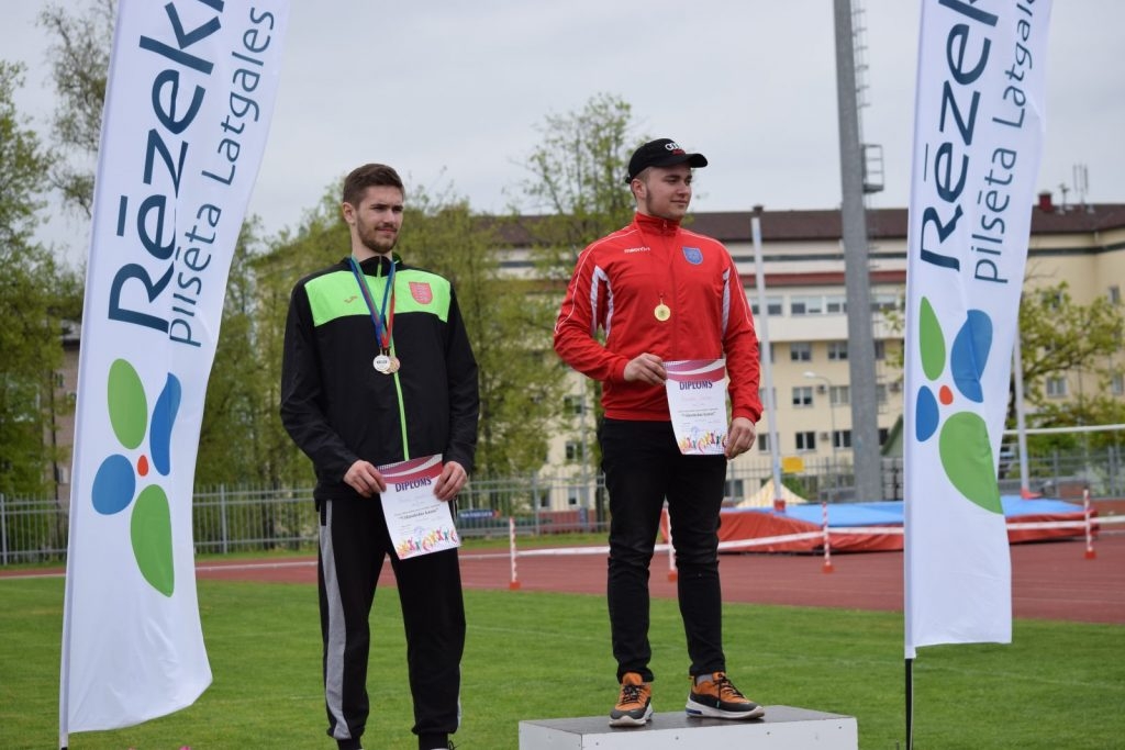 2019-05-14-latgales-regiona-skolu-sacensibas-vielatletika-14-05-2019-rezekne_viktorija-160-1024x683.jpg