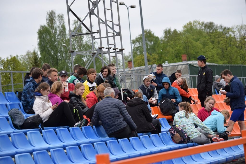 2019-05-14-latgales-regiona-skolu-sacensibas-vielatletika-14-05-2019-rezekne_viktorija-167-1024x683.jpg