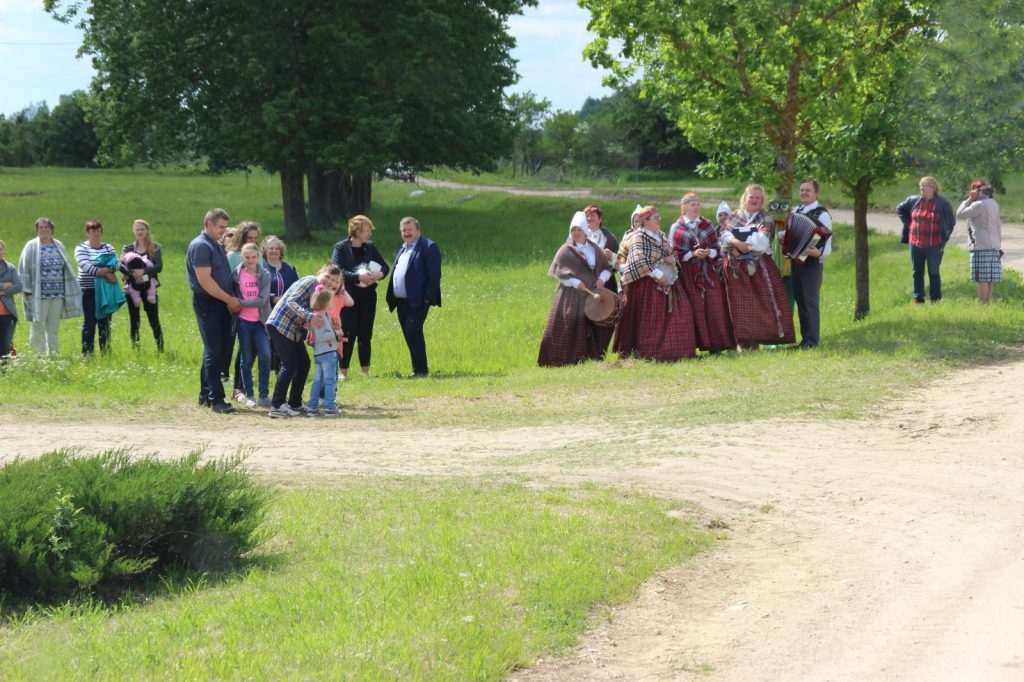 apdzivotas-vietas-zalta-dybyns-zimes-atklasanas-pasakums-preilu-novada-saunas-pagasta-027-1024x682.jpg