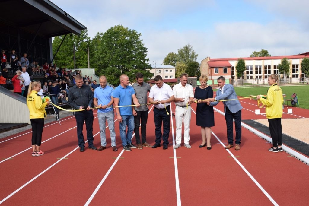 bernu-un-jauniesu-sporta-skolas-stadiona-atklasana-un-cempionats-vieglatletika-foto-leonids-valdonis-017-1024x683.jpg