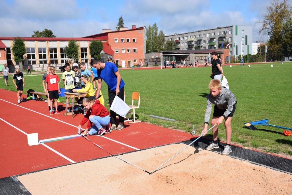 bernu-un-jauniesu-sporta-skolas-stadiona-atklasana-un-cempionats-vieglatletika-foto-leonids-valdonis-032-1024x683.jpg